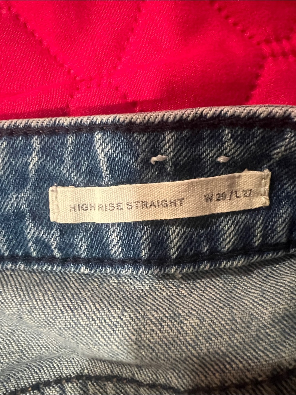 Women’s Straight-Leg Jeans in Medium Blue Wash - Picture 3 of 14